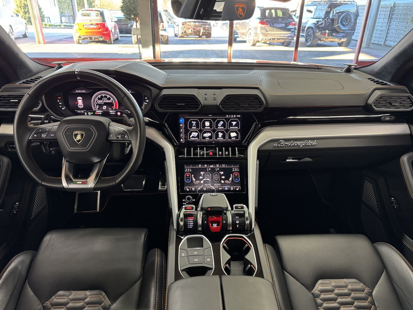Lamborghini Urus Dt.Auto - Samsaru's Car Outlet