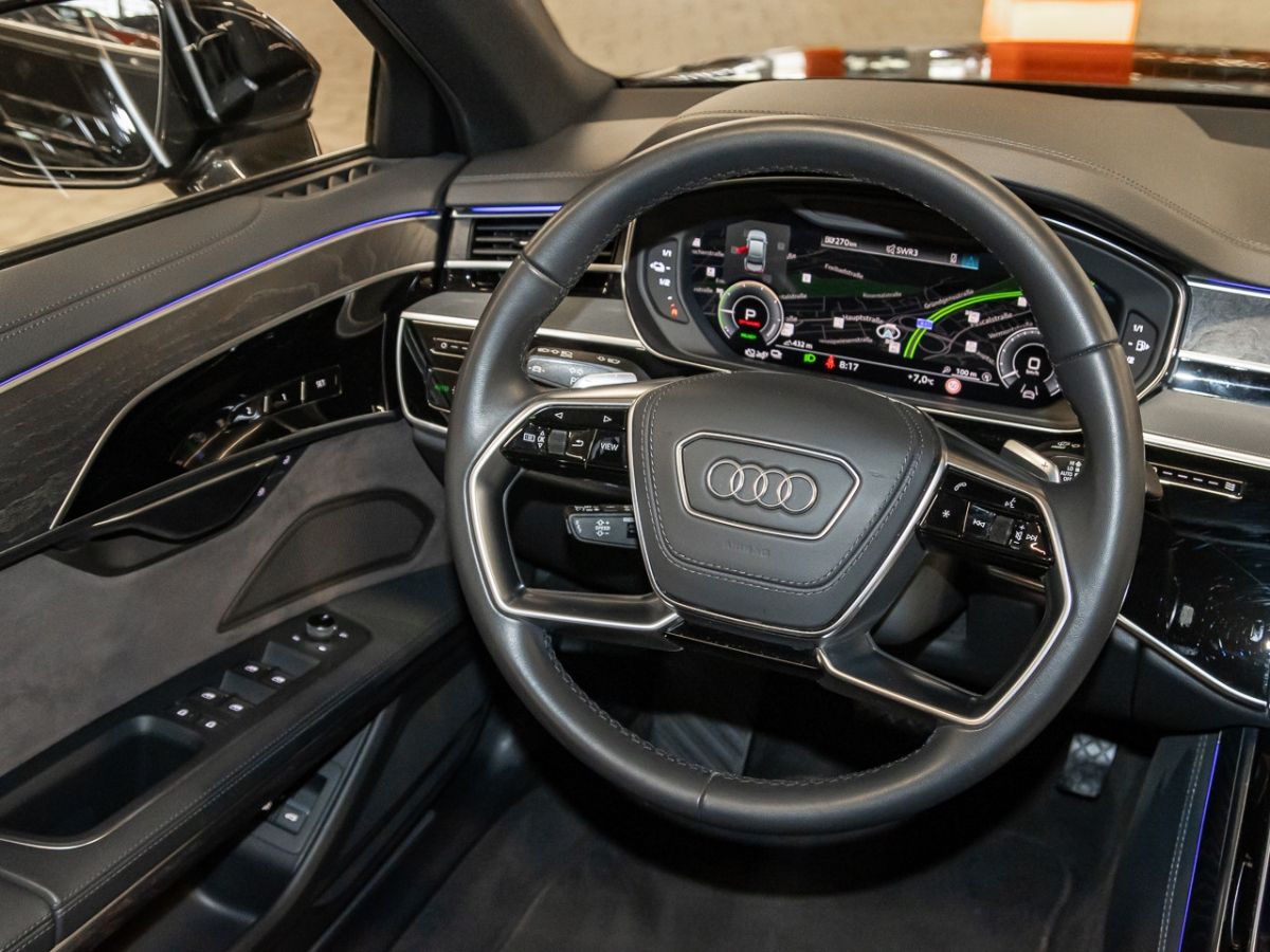Audi A8 L 60 TFSI e quattro - Samsaru's Car Outlet