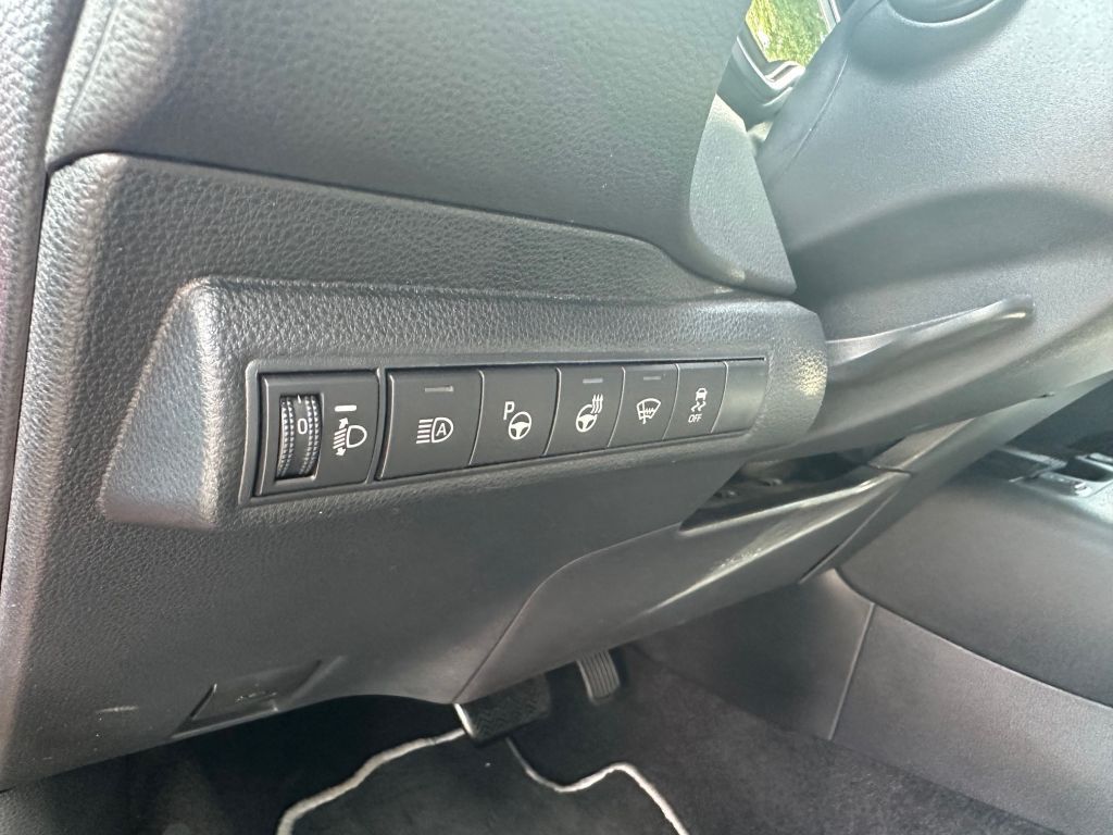 Toyota Corolla Touring Sports - Samsaru's Car Outlet