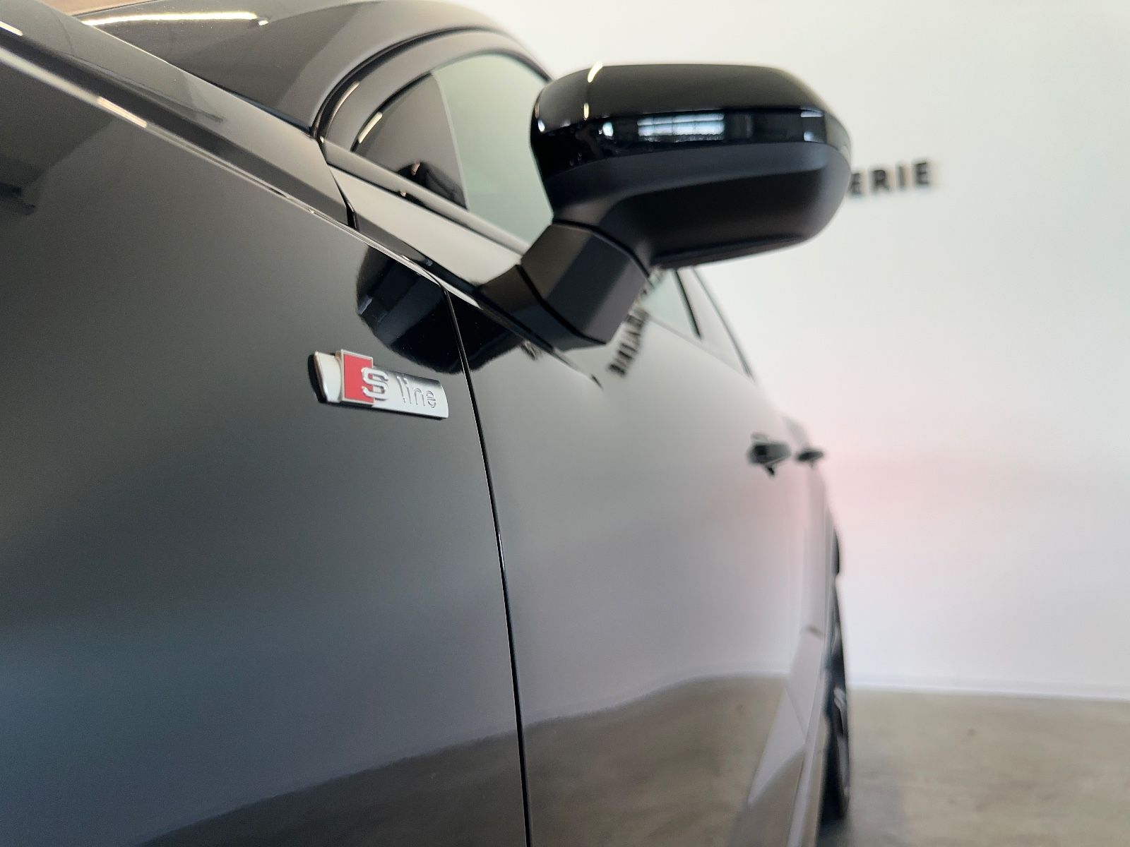 Audi Q3 Sportback 40 TFSI quattro S line - Samsaru's Car Outlet
