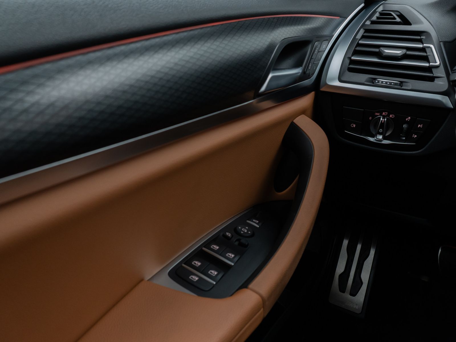 BMW X3 xD30i M Sport Panorama Kamera DAB HiFi Alarm