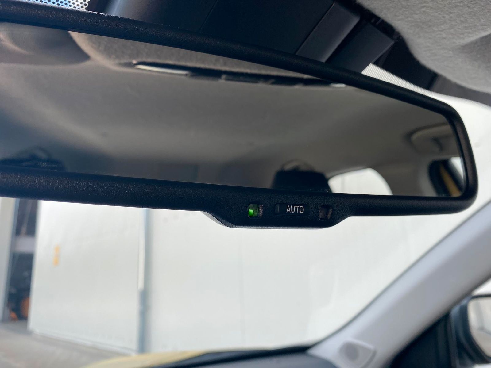 Toyota Yaris Cross 1.5 Hybrid AWD-i,SHZ,R-Cam,App-Co...