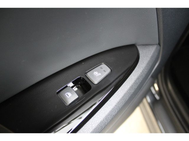 Kia Sportage AWD - Samsaru's Car Outlet