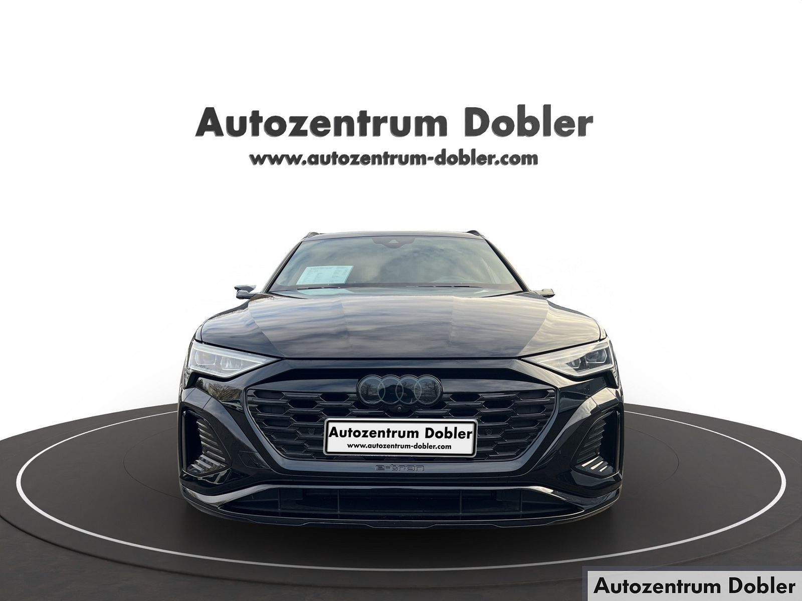 Audi Q8 Sportback e-tron S line 55 AHK Glasdach Navi
