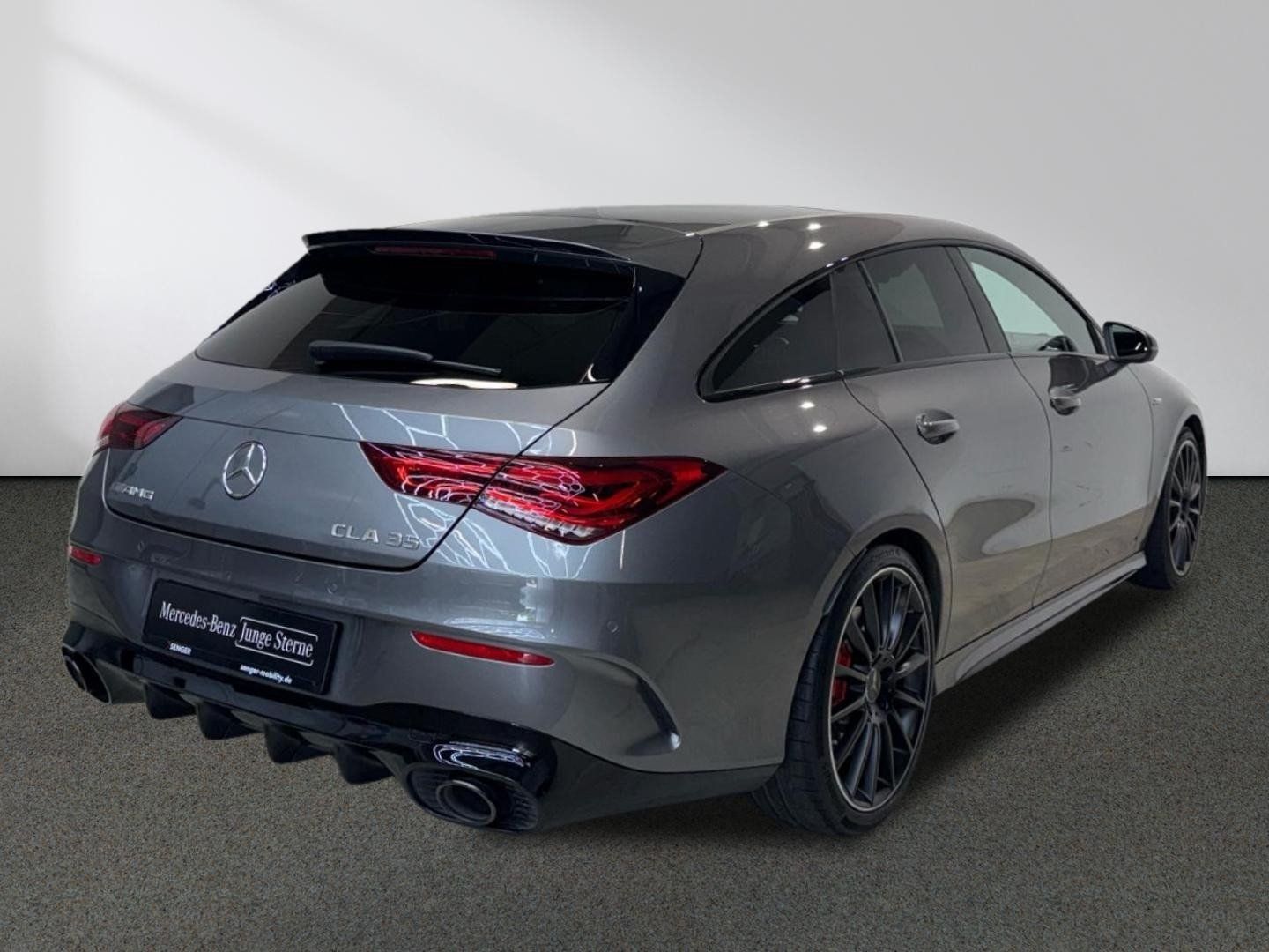 Mercedes-Benz CLA 35 AMG - Samsaru's Car Outlet