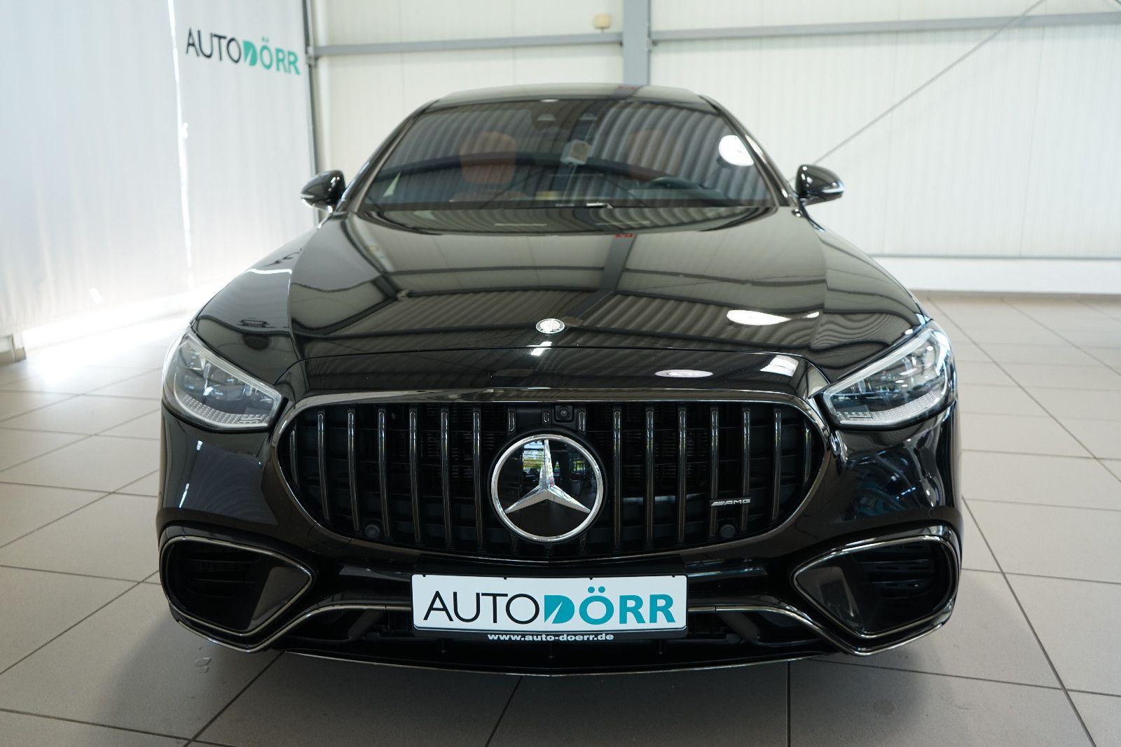 Mercedes-Benz S 63 AMG E-Performance 4M+ L Massage+TV+Panorama