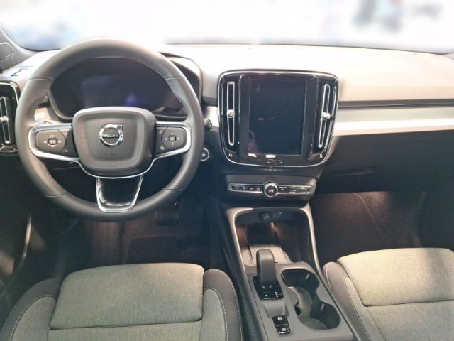 Volvo XC40 B3 Core - Samsaru's Car Outlet