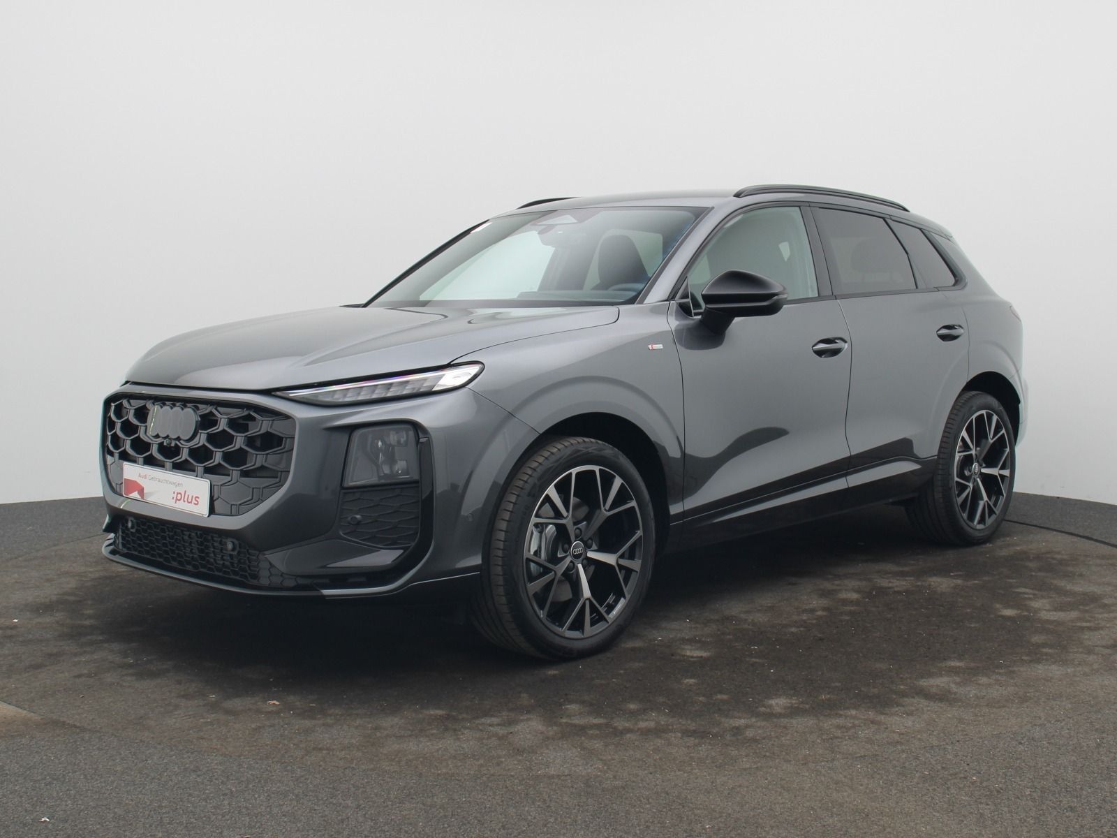 Audi Q3 S-Line TFSI quattro S-tronic/ TechPlus,Matrix