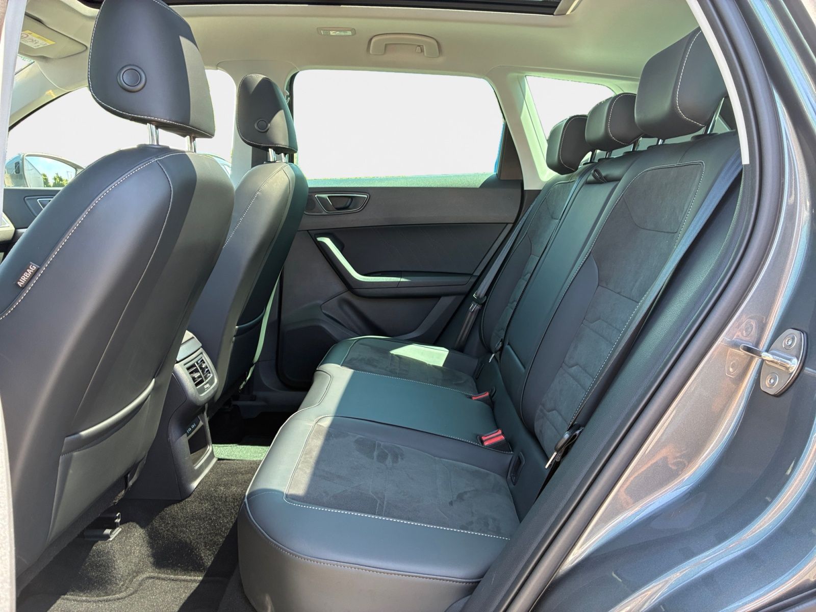 Seat Ateca 1.5 TSI DSG Xperience Navi AHK Panoramadac