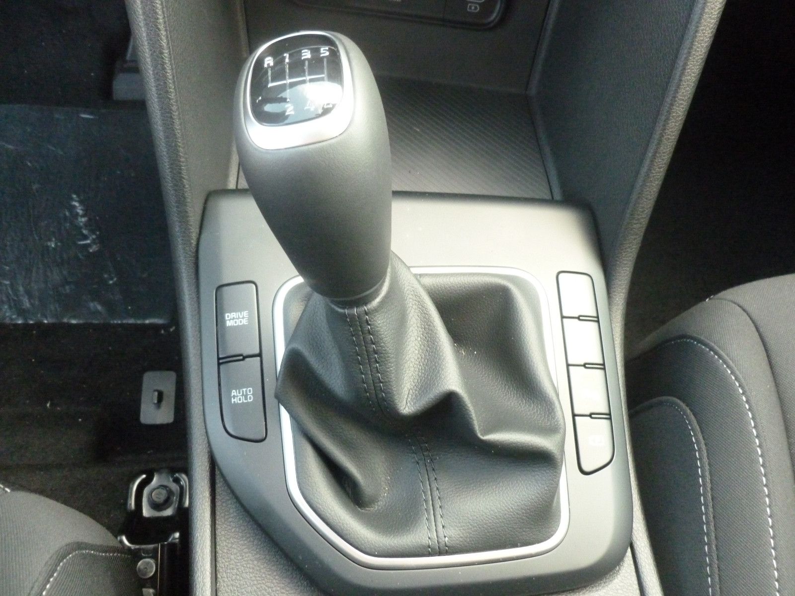 Kia Sportage Edition 7Emotion - Samsaru's Car Outlet