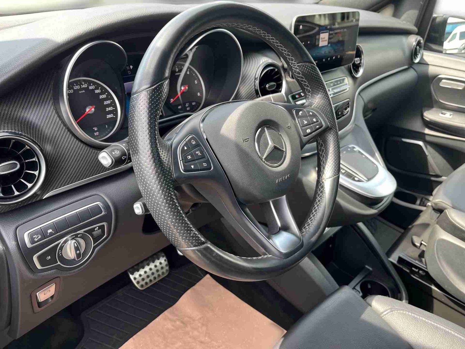 Mercedes-Benz V 300 AMG 4MATIC - Samsaru's Car Outlet