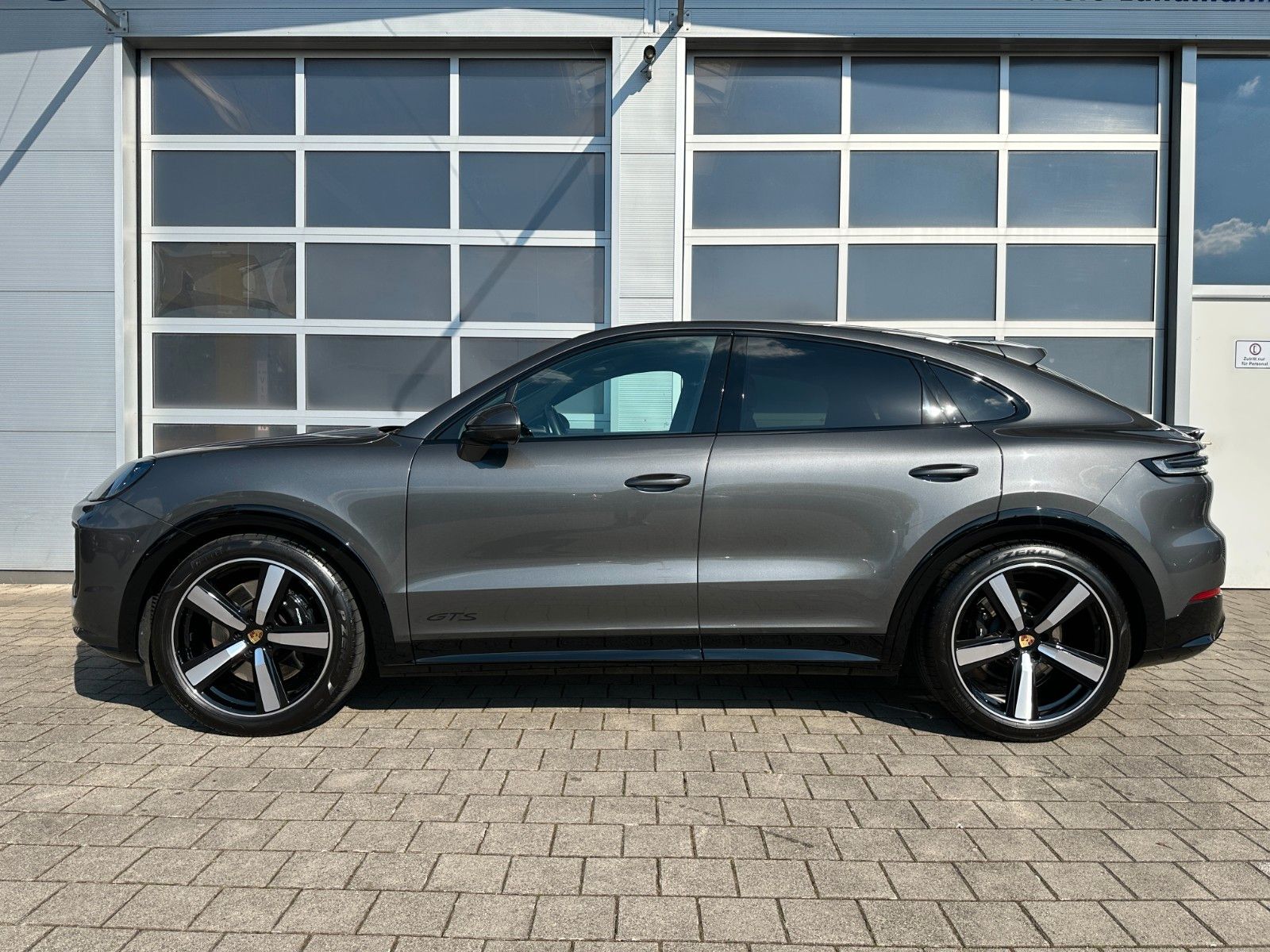 Porsche Cayenne GTS Coupé DE-FZG STHZG HEAD-UP AHK MWST