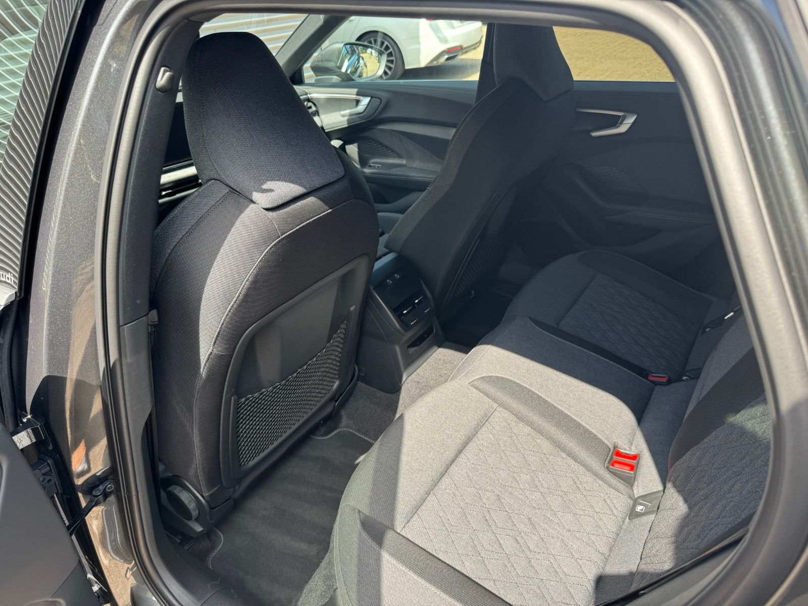 Audi A5 Avant TDI 150 kW quattro S-line AHK ACC