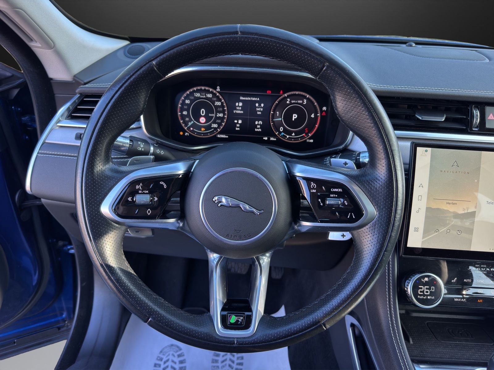 Jaguar F-Pace F-PACE R-Dynamic S AWD*Panorama*HuD*1H