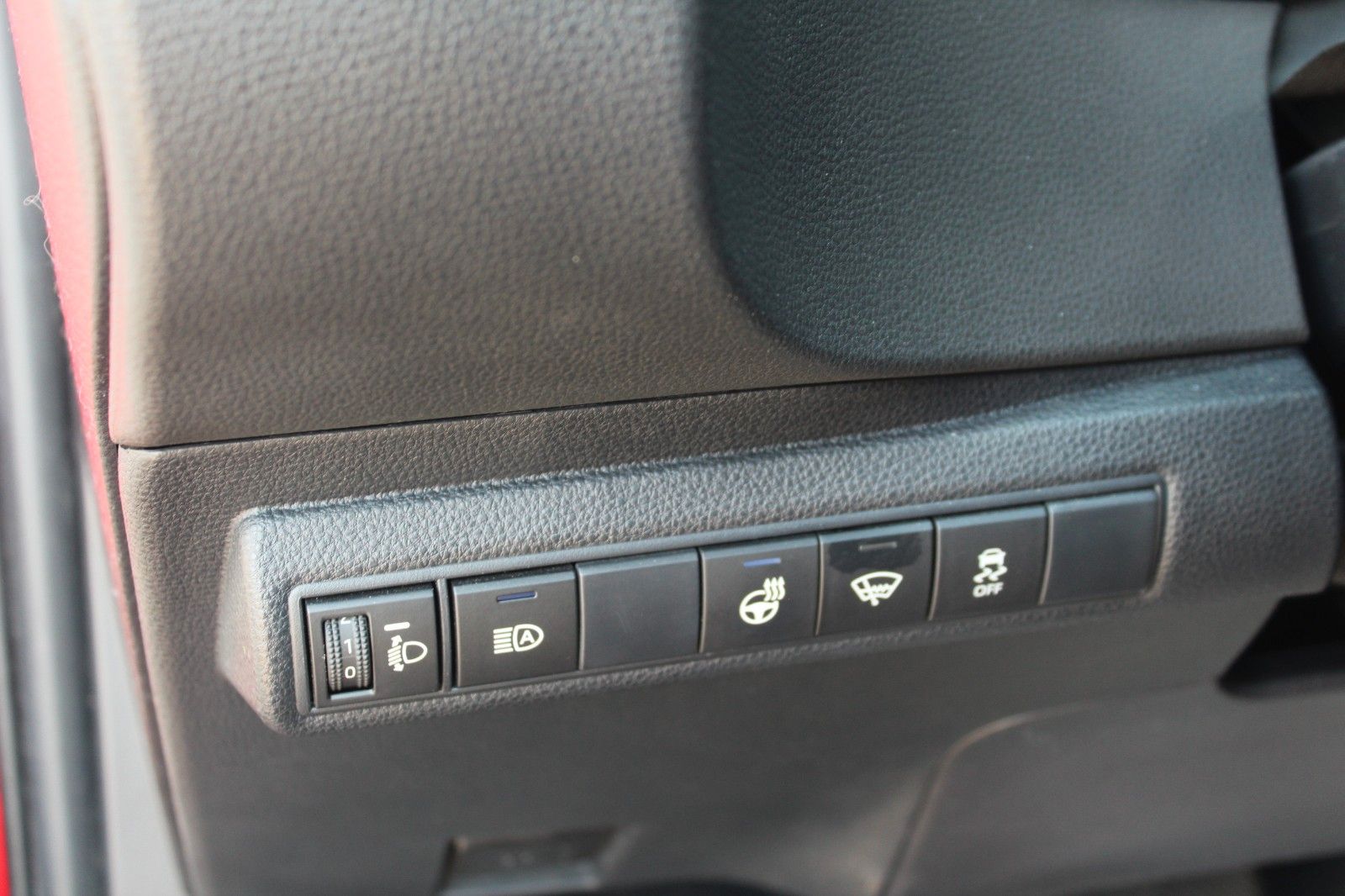 Toyota Corolla Hybrid Club - Samsaru's Car Outlet
