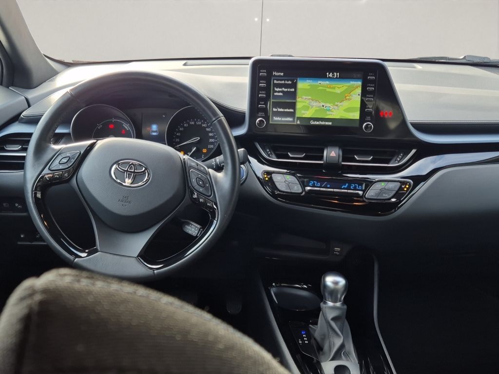 Toyota C-HR 2.0 Hybrid Team Deutschland
