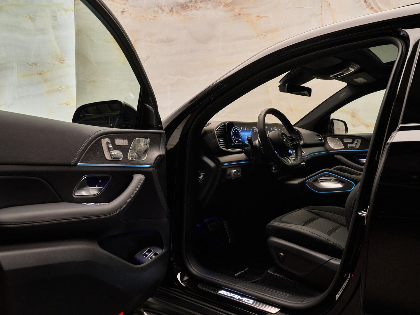 Mercedes-Benz GLE 53 AMG Coupé Hybrid 4Matic+, pano, 22", tr.h