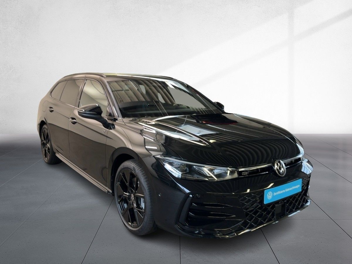 Volkswagen Passat Variant 1.5 eHybrid R-Line AHZV SIGNATURE