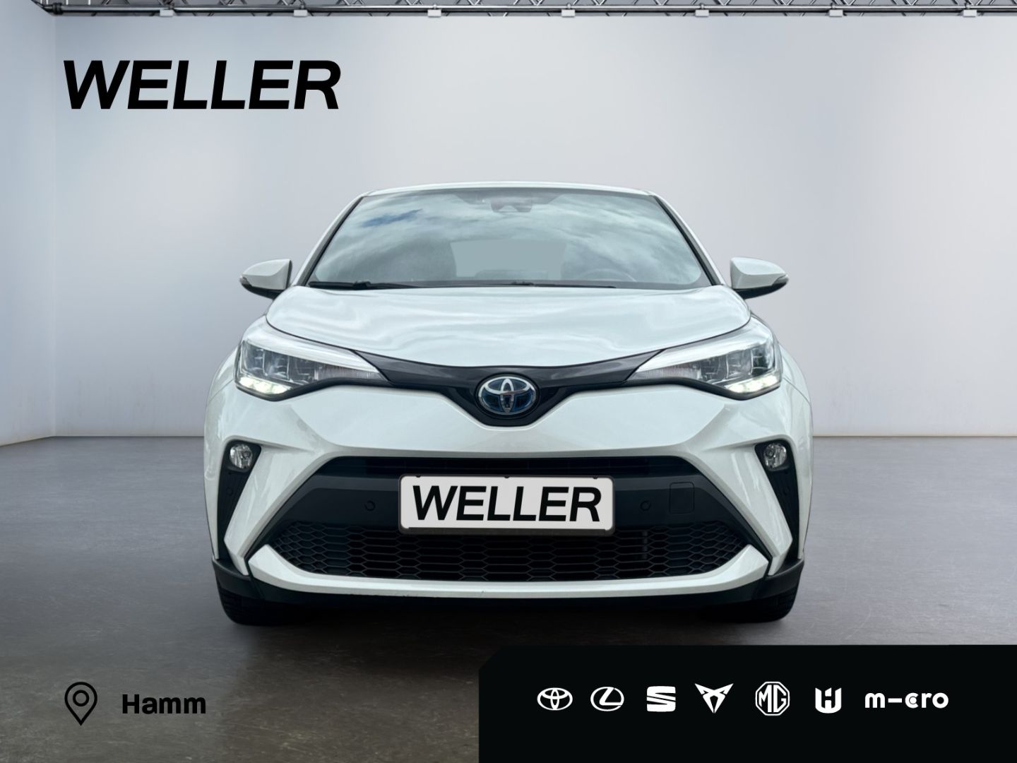 Toyota C-HR 2.0 Hybrid Team - Samsaru's Car Outlet