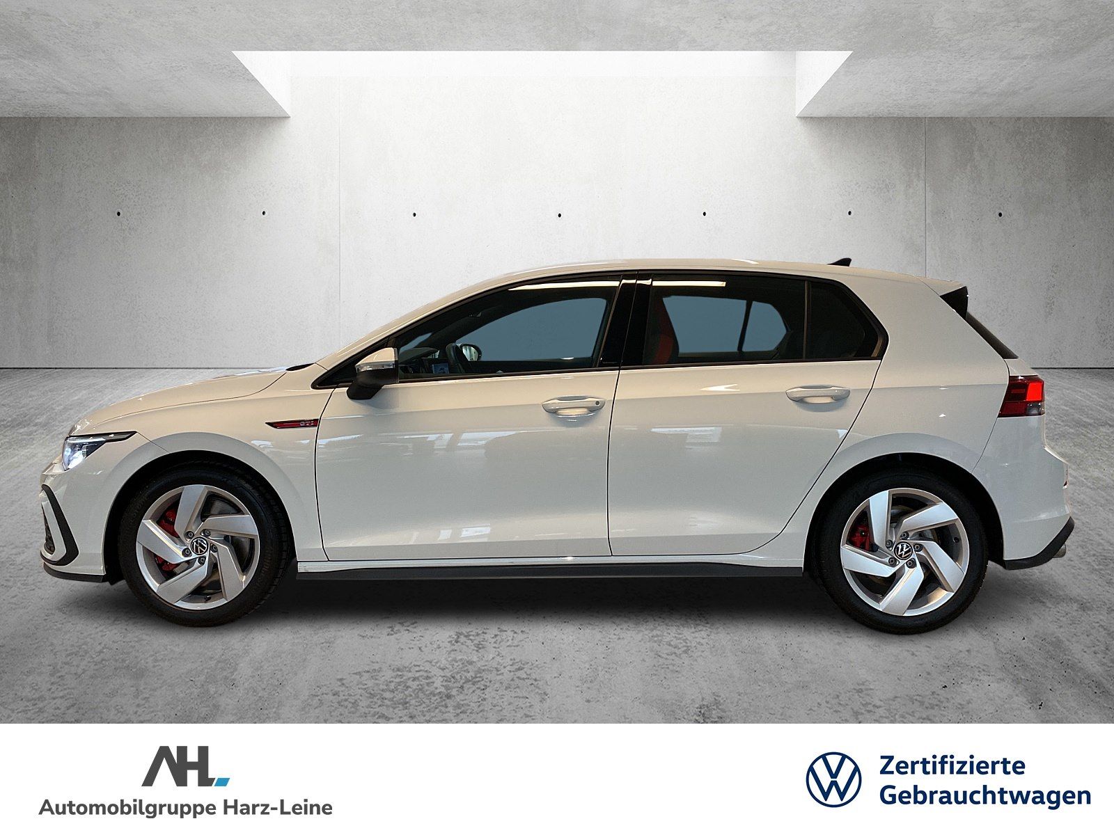 Volkswagen Golf GTI VIII 2.0 TSI DSG - Samsaru's Car Outlet