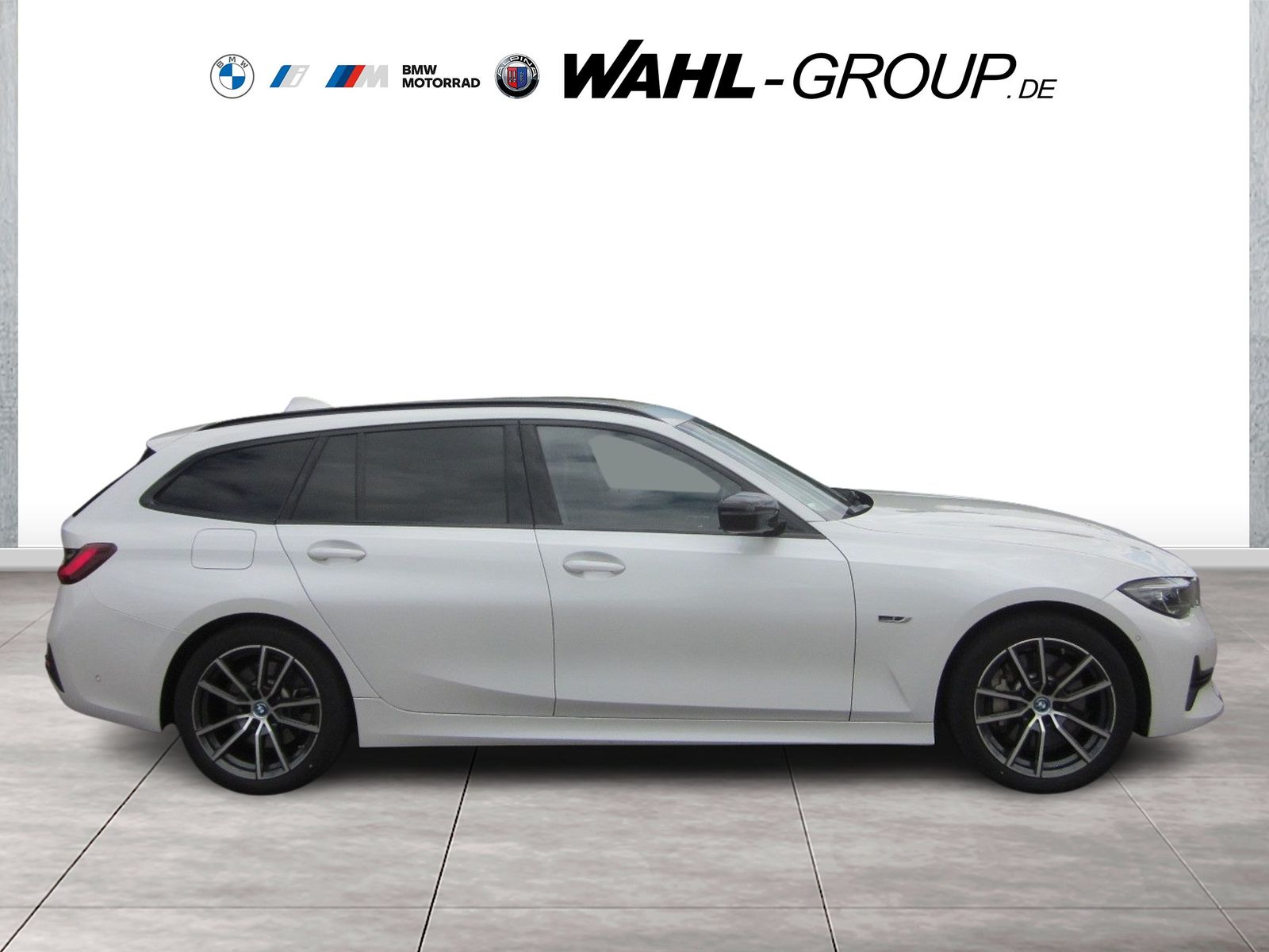 BMW 330e TOURING SPORT LINE - Samsaru's Car Outlet