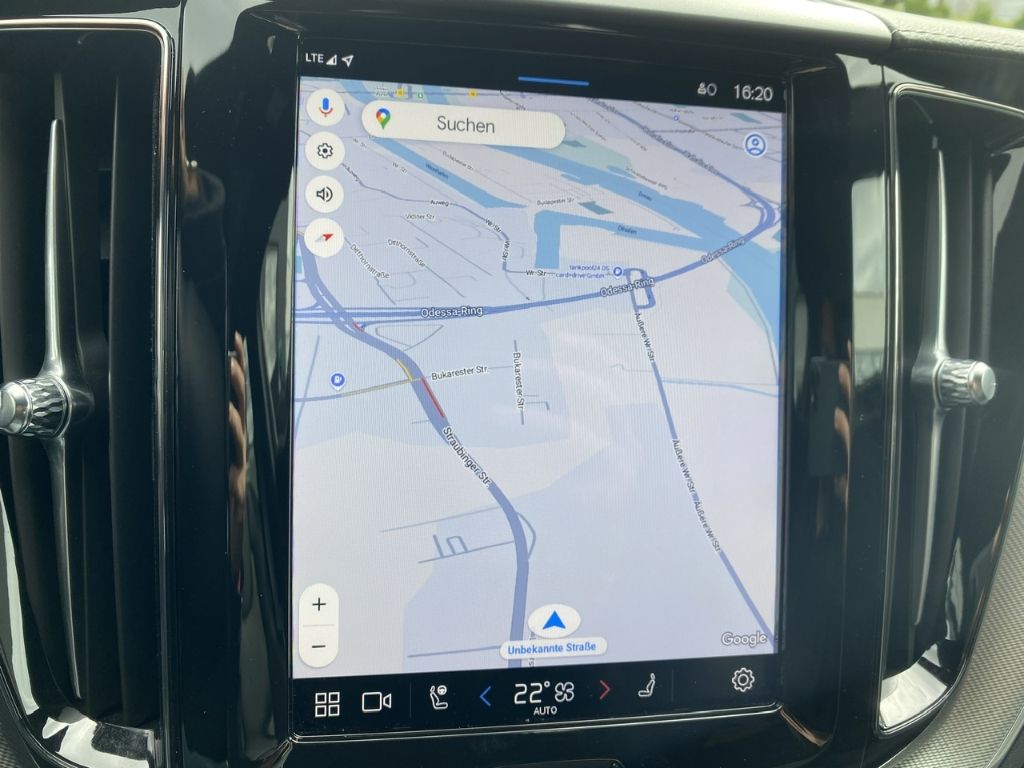 Volvo XC60 Ultra Black Edition Recharge Plug-In Hybrid