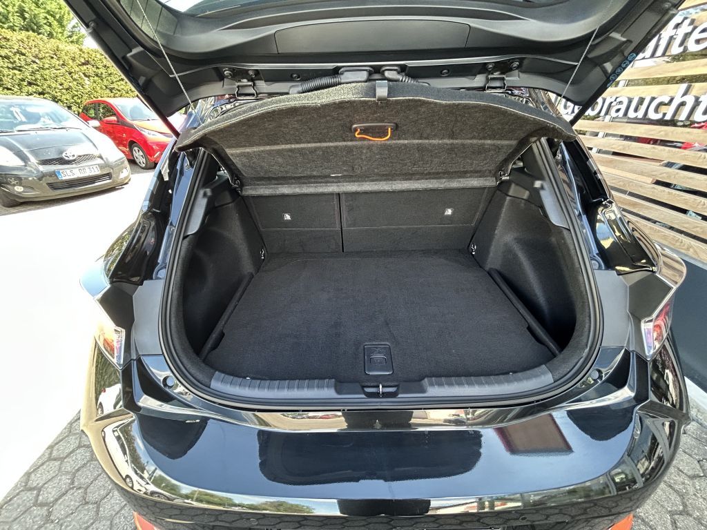 Toyota Corolla 2.0 Hybrid GR Sport Black - Samsaru's Car Outlet