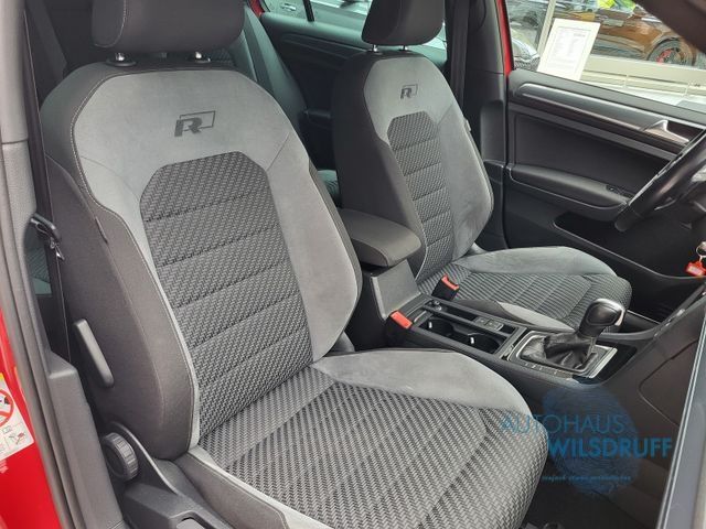 Volkswagen Golf VII 1.5 TSI DSG Highline R-Line - Samsaru's Car Outlet