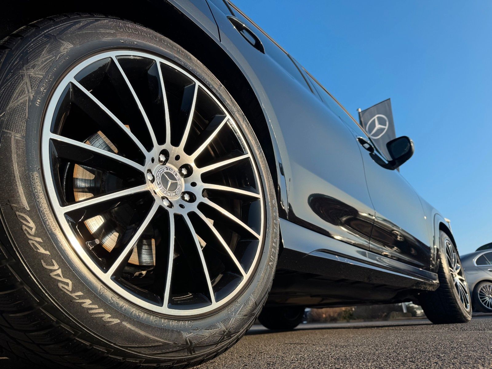 Mercedes-Benz GLE 300 d AMG BURM+AHK+AIRM+PANO+MEMORY+21"