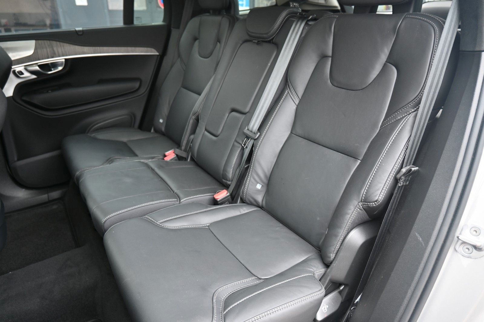 Volvo B5 AWD Ultimate Dark *HUD*B&W*LUFT*MASS*AHK*