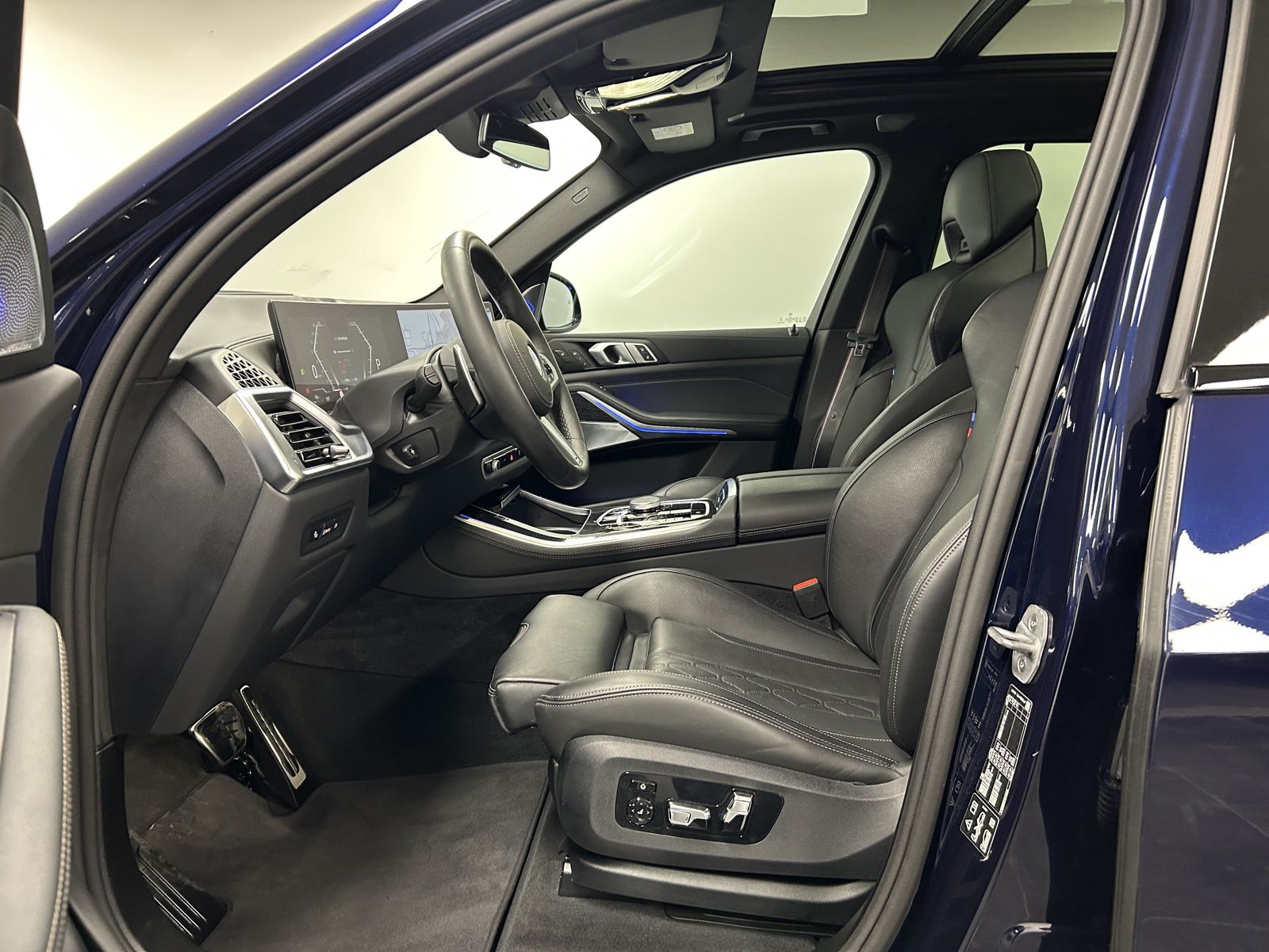 BMW X5 xDrive40d M Sportpaket Pro B&W Pano. AHK DAB