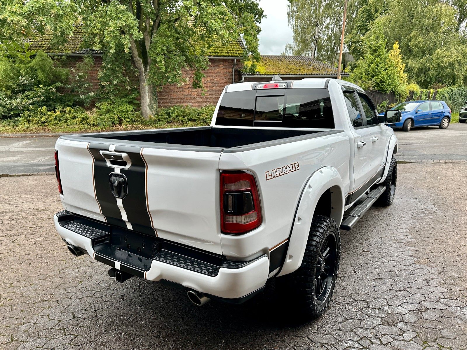Dodge LIFT*LPG*4X4*OFF-ROAD*LARAMIE*LED*AHK*NAVI*