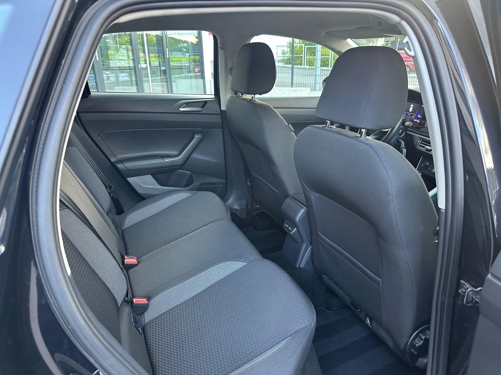 Volkswagen Taigo 1.0 TSI Life DSG - Samsaru's Car Outlet