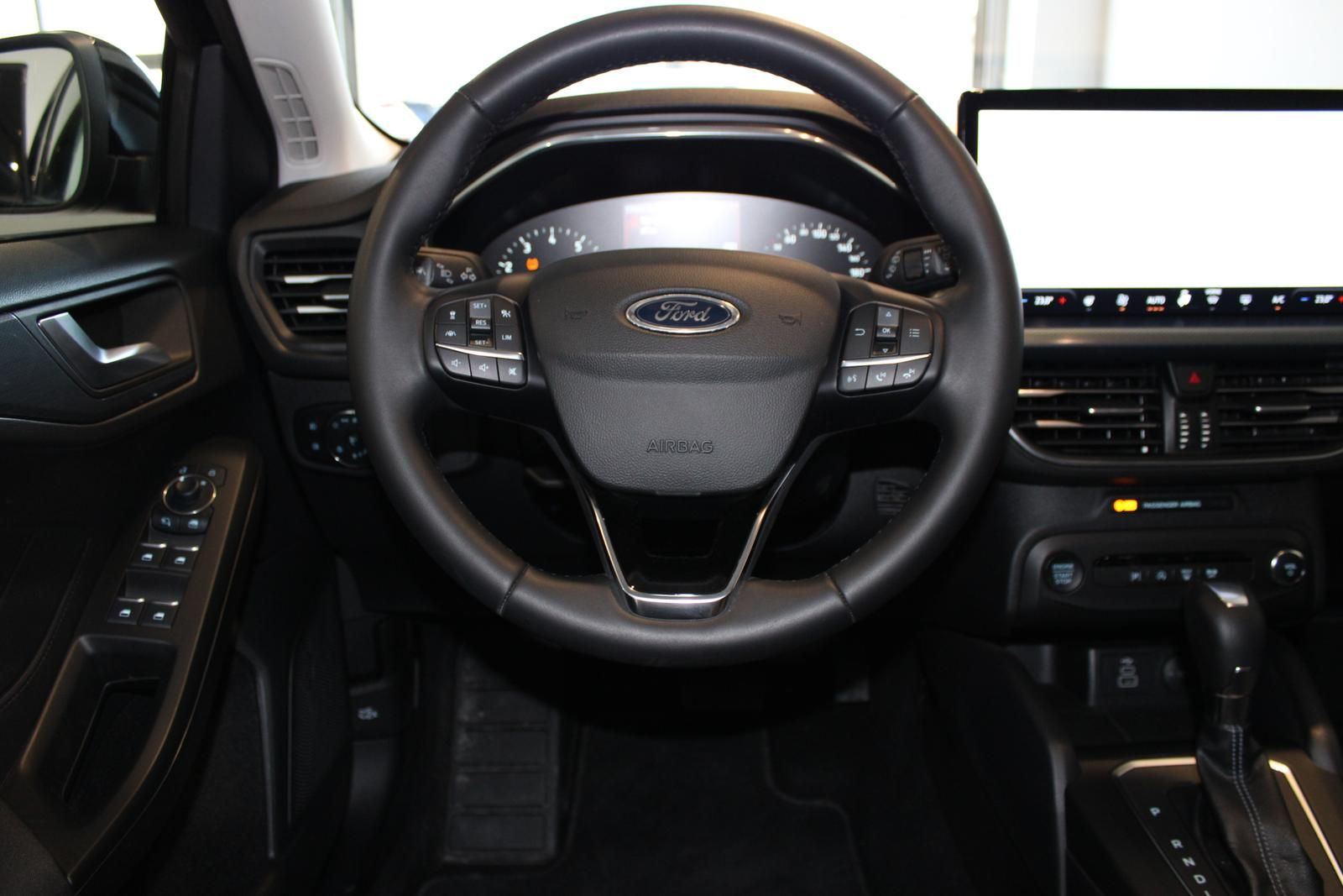 Ford Focus Turnier 1.0 MHEV Active Navi LED Lenk/SHZ