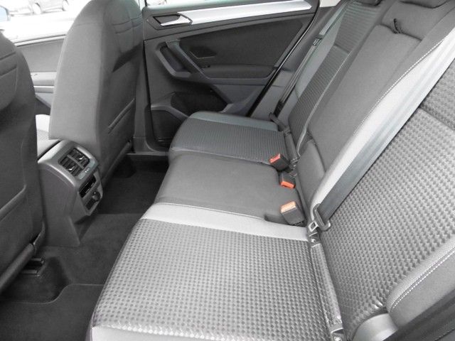Volkswagen Tiguan 1.5 TSI OPF Active - Samsaru's Car Outlet