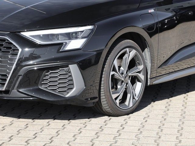 Audi A3 Sportback 40 TFSI e S line LM18 Matrix LED Na