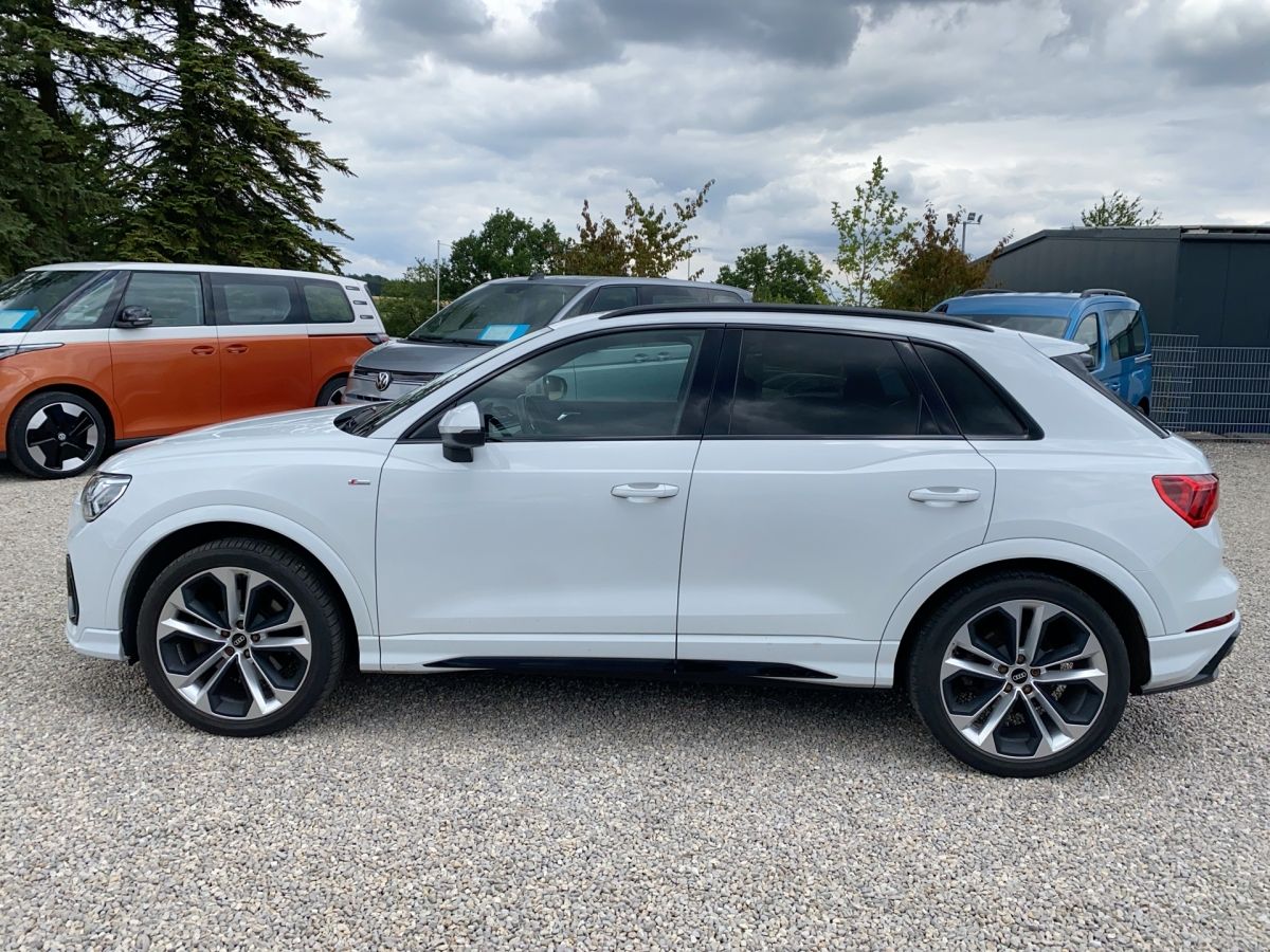 Audi Q3 S-line 45 TFSi qu. - Samsaru's Car Outlet