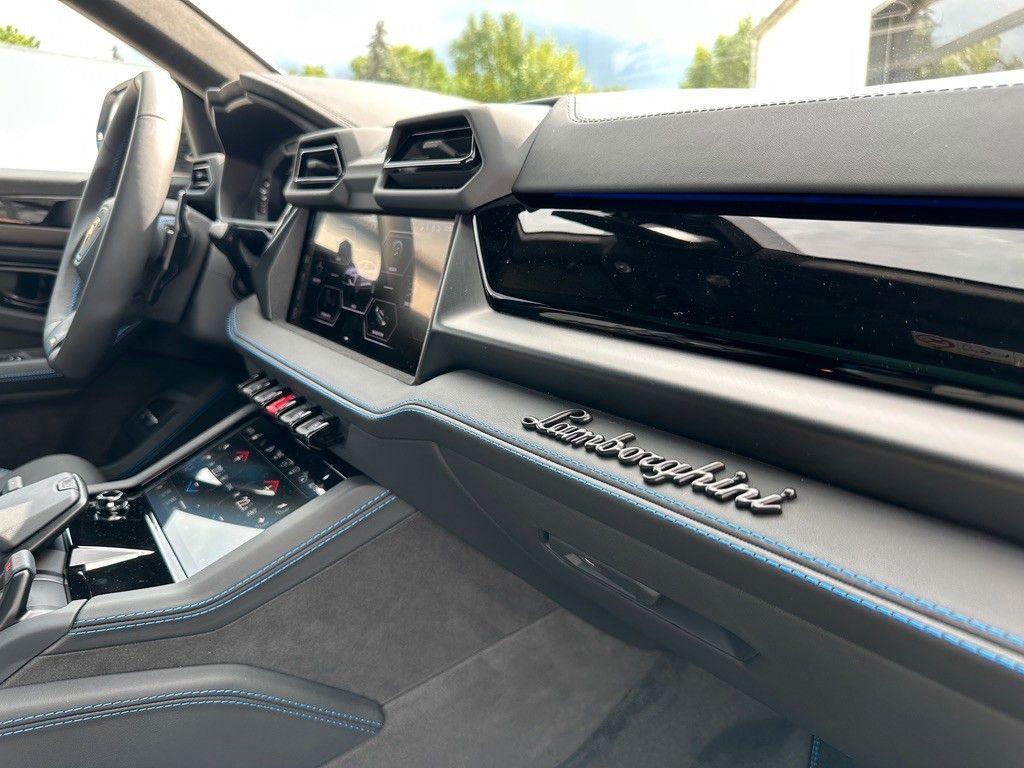 Lamborghini Urus SE - Samsaru's Car Outlet