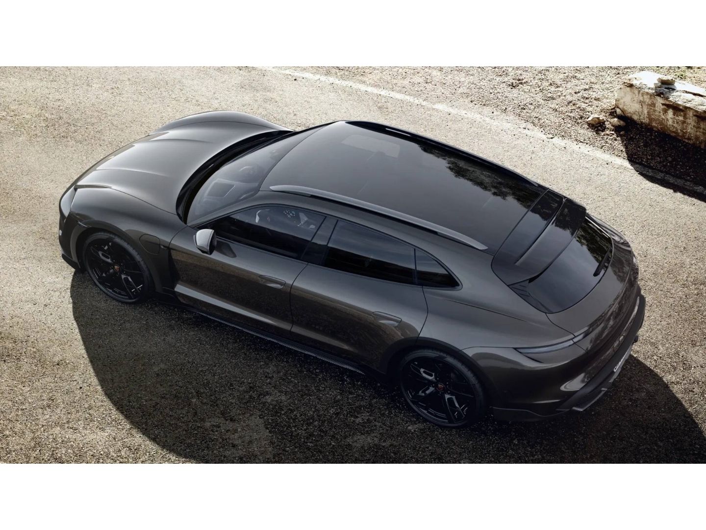 Porsche Taycan Turbo S Cross Turismo Burmester HeadUp