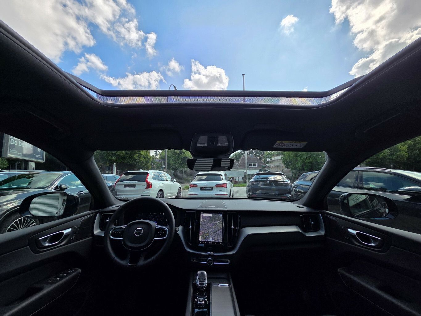 Volvo XC60 B5d AWD Ultimate Dark.Four-C.360.AHK.Stdhz.