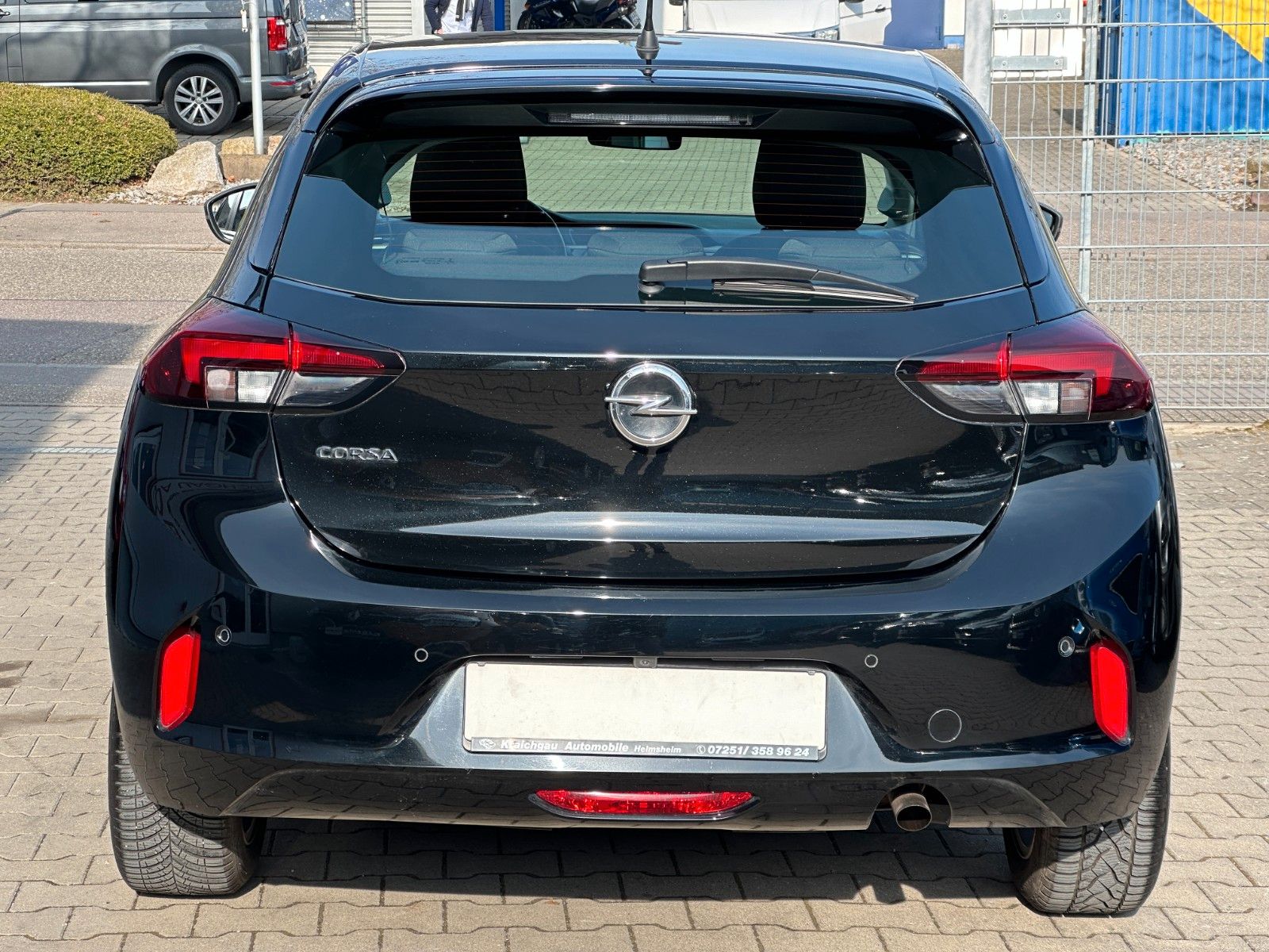 Opel Corsa 1.2 - Samsaru's Car Outlet