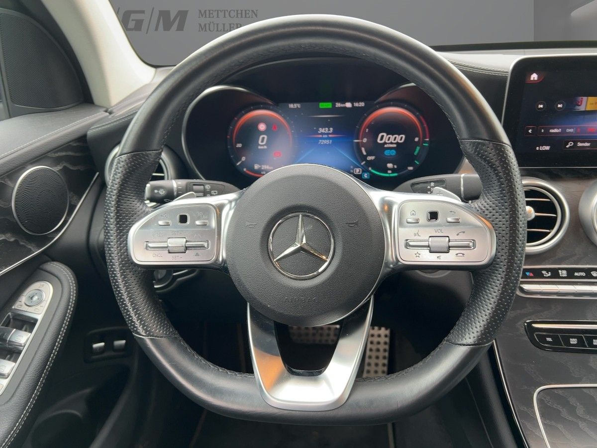 Mercedes-Benz GLC 300 e 4Matic AMG Line - Samsaru's Car Outlet