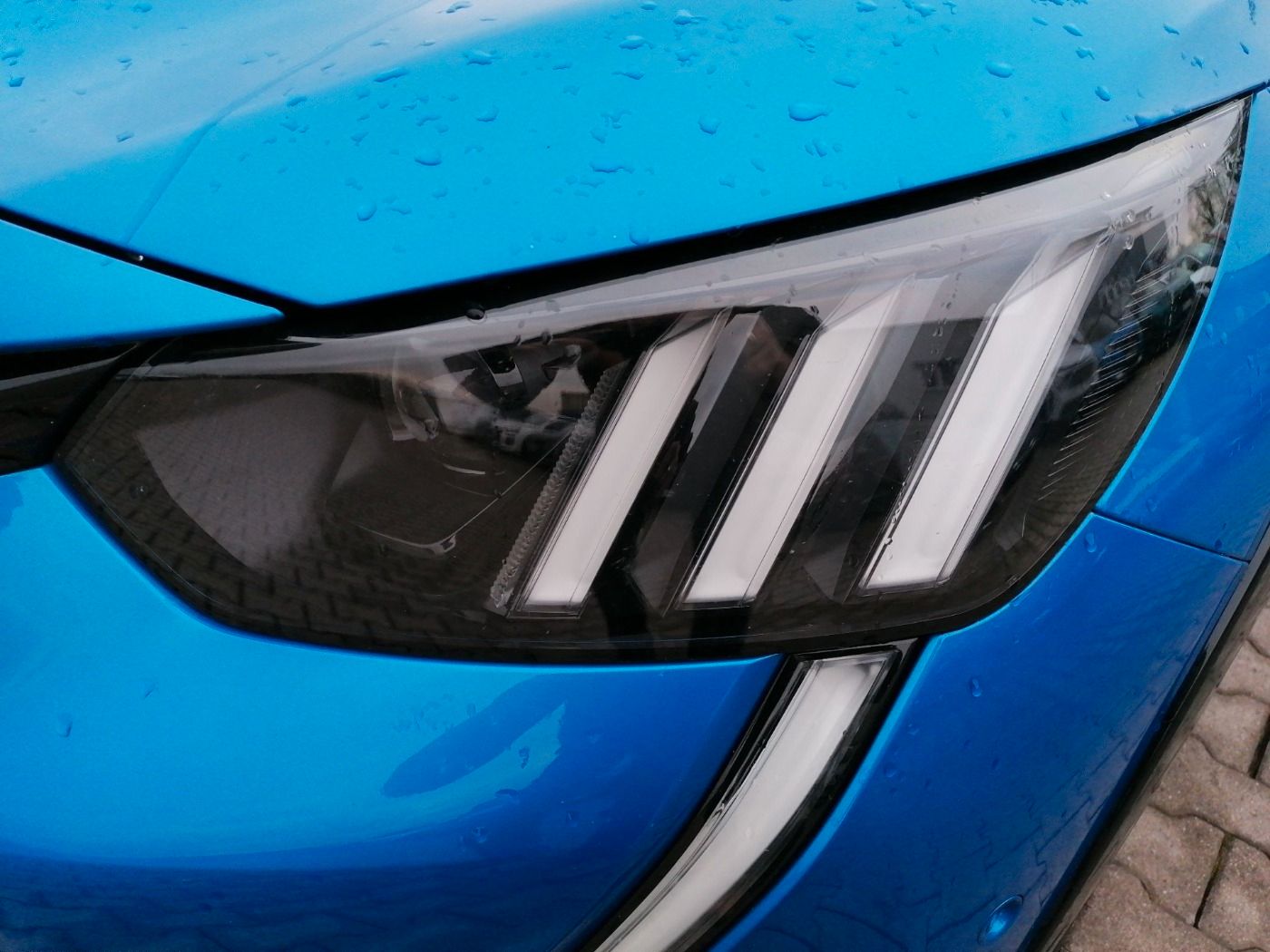 Peugeot 208 e- GT - Samsaru's Car Outlet
