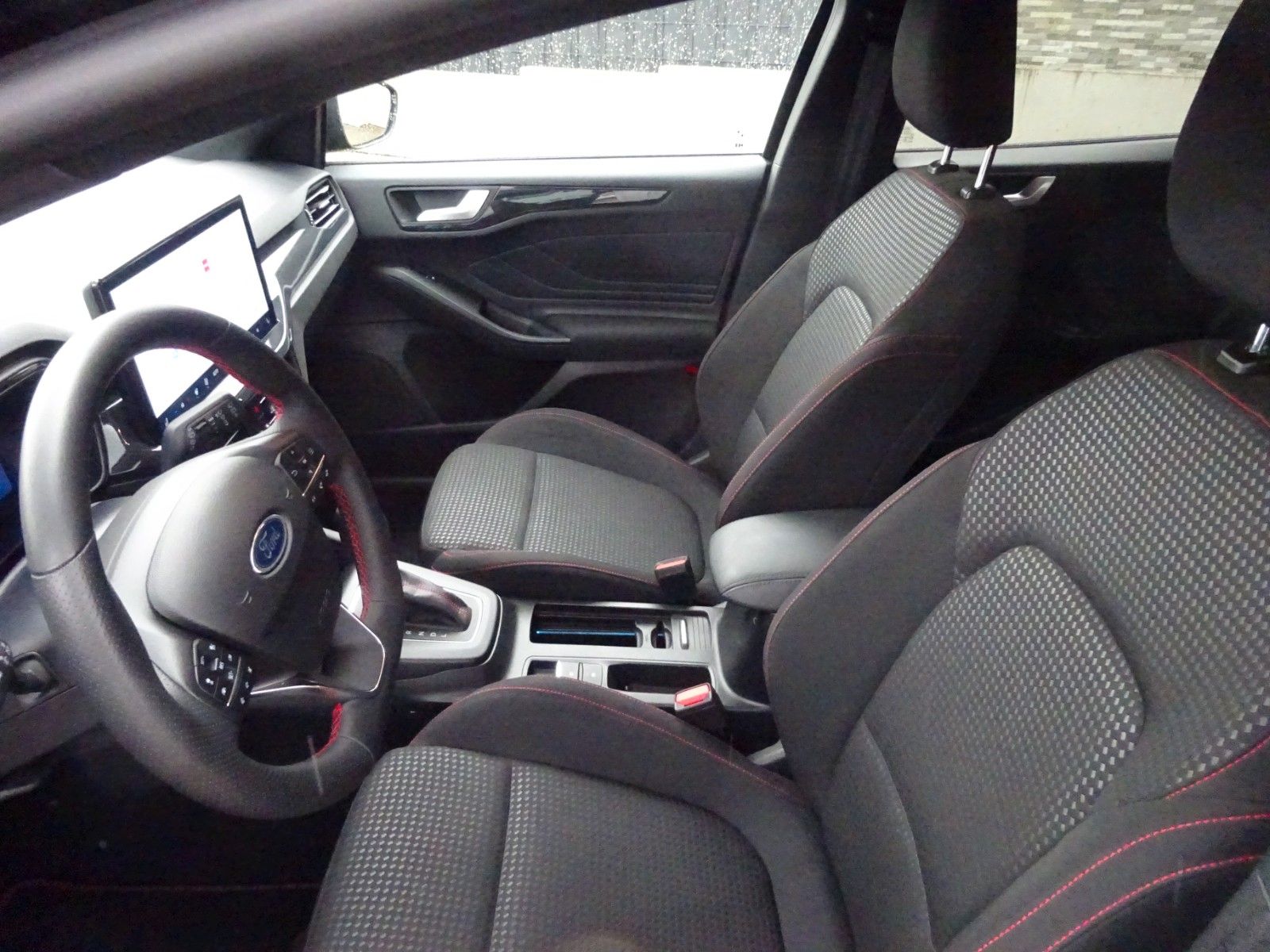 Ford Focus Turnier ST-Line X Autom AHK iACC HuD