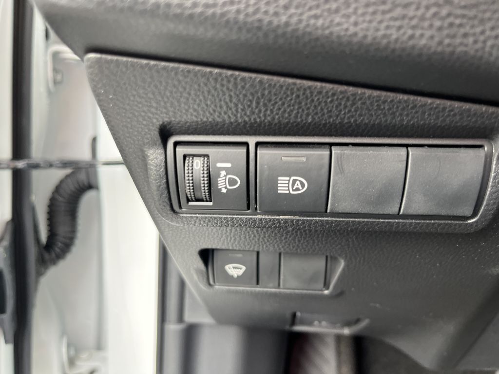 Toyota Corolla Cross Hybrid 2.0 VVT-i 4x4 Active