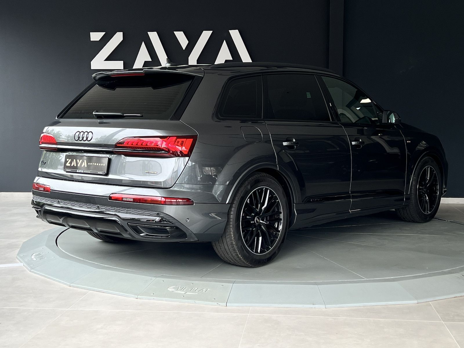 Audi Q7 45 TDI S-Line Black*7-SITZER*LUFT*B&O*