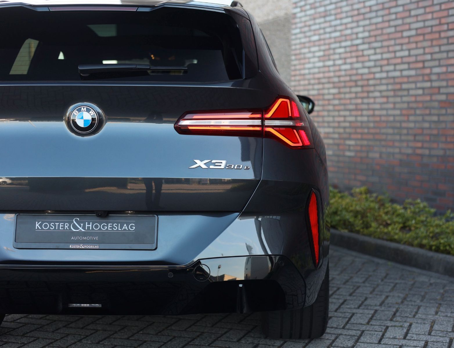 BMW X3 30 e xDrive M Sport - Samsaru's Car Outlet