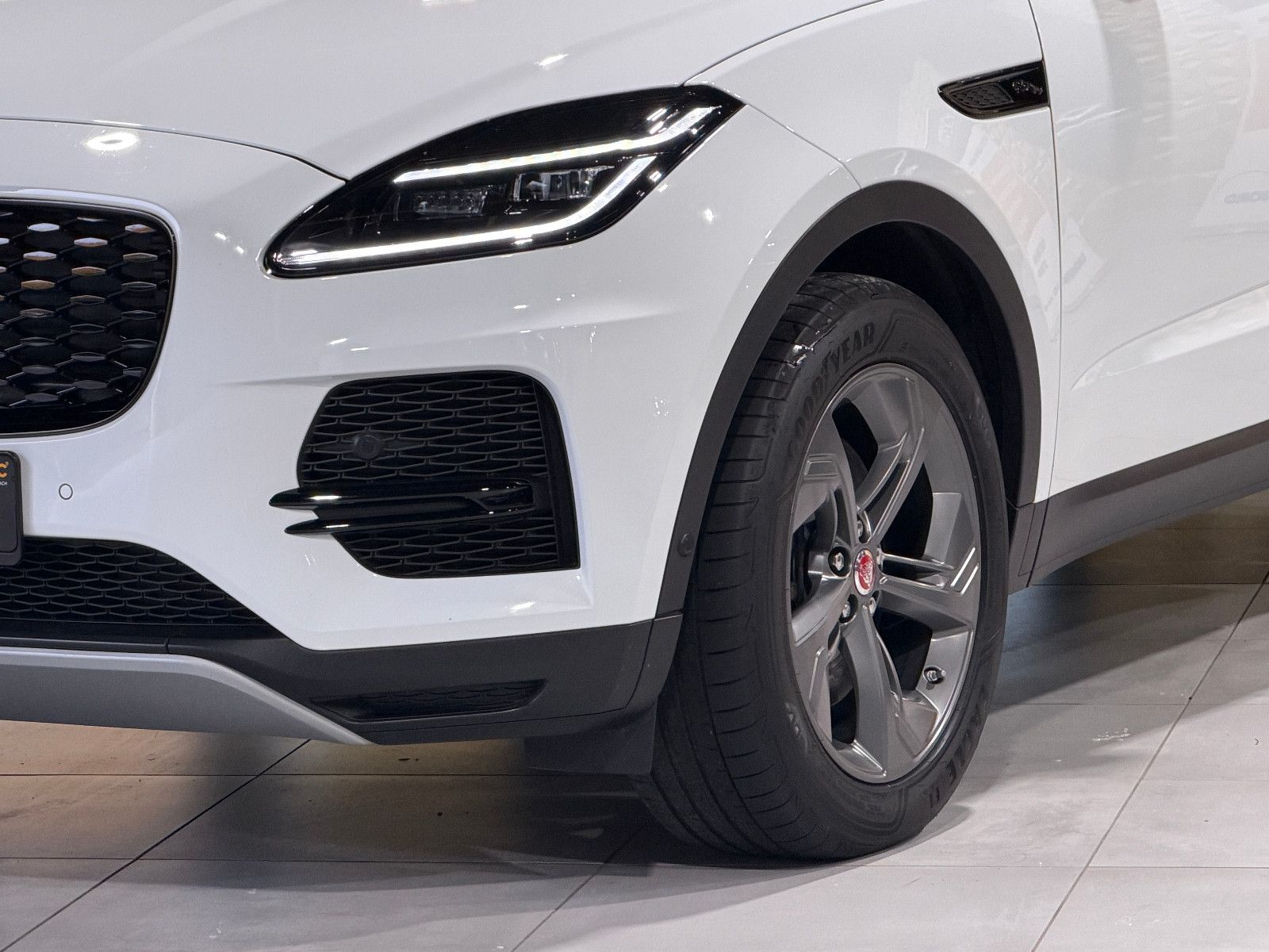Jaguar E-Pace E-PACE S AWD/PANO/3d-KAMERA/LED/SHZ