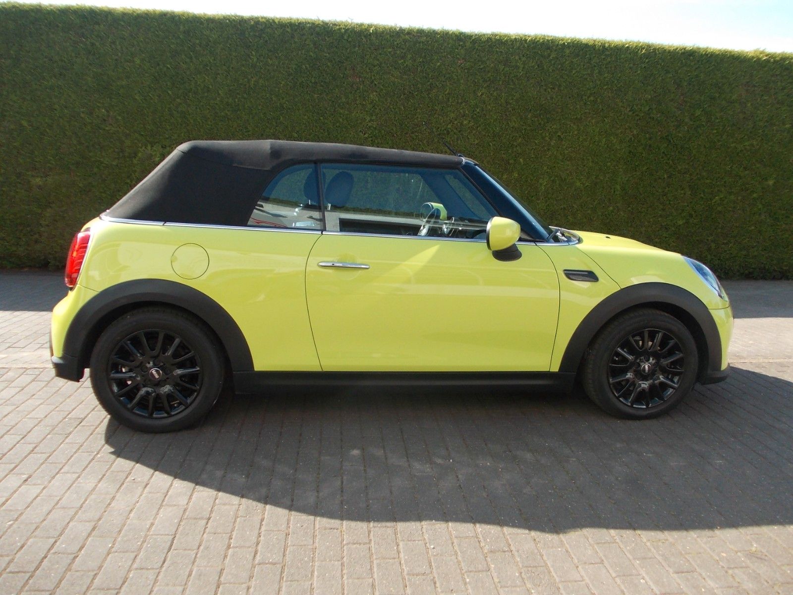 MINI COOPER Cabrio Cooper Classic - Samsaru's Car Outlet