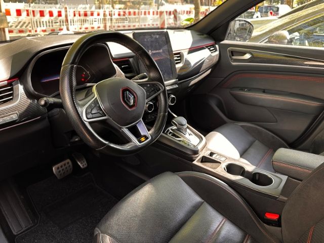 Renault Arkana E-TECH 145 R.S.LINE - Samsaru's Car Outlet